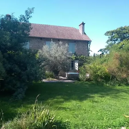 Holiday home Domaine Oustau Cassou Chez Yanou Et Yanetto Sevignacq
